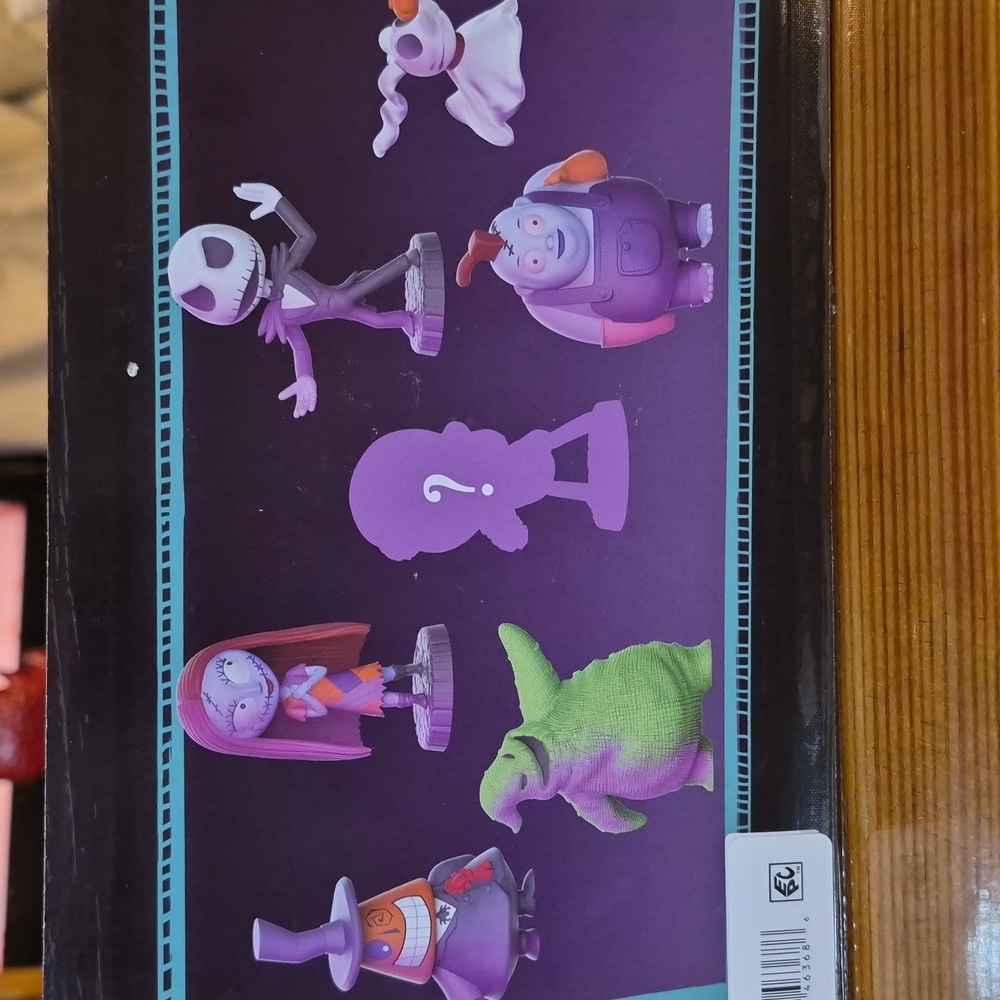 Disney The Nightmare Before Christmas Figure Collection - Black, Green, Purple - Picture 5 of 7